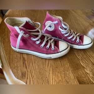 Converse All Star high tops. Men’s size 5 or women’s size 7